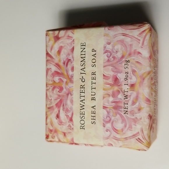 Assortment 4 soaps: ULTAbeauty, BVlGARI , L'Occitane, Botanic shea butter - Picture 5 of 5